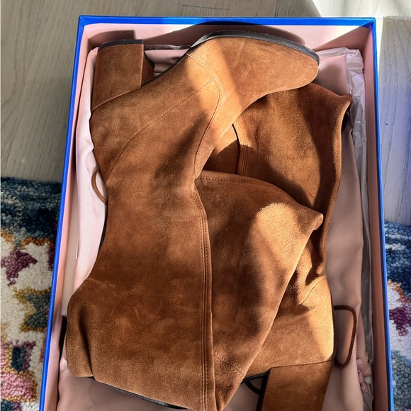 Stuart Whitman Tieland boot in coffee suede size 37.5, worn once - Picture 2 of 5